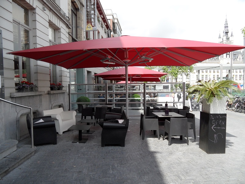 Horeca-Terrassen-parasols-Sint-Niklaas-2.jpg